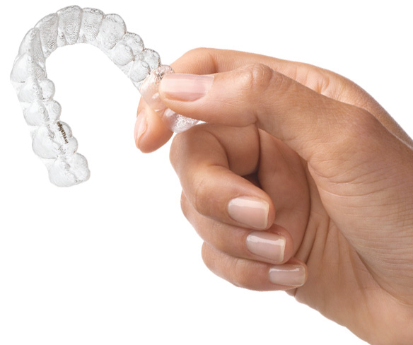 unsichtbare Invisalign Schiene Dr. Holzner